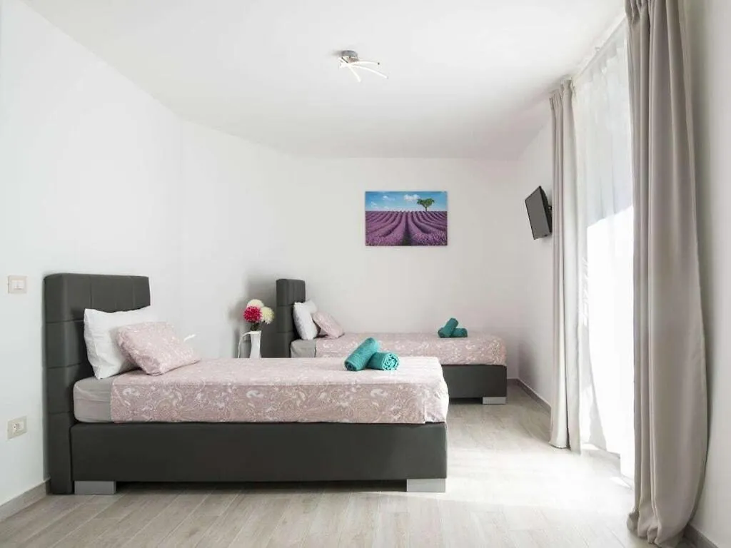 Villa Dina Comfortable Holiday Residence Labin
