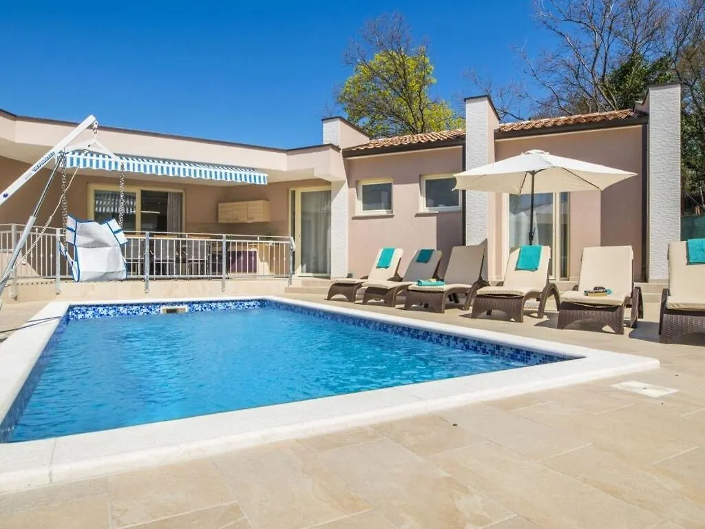 Villa Dina Comfortable Holiday Residence Labin